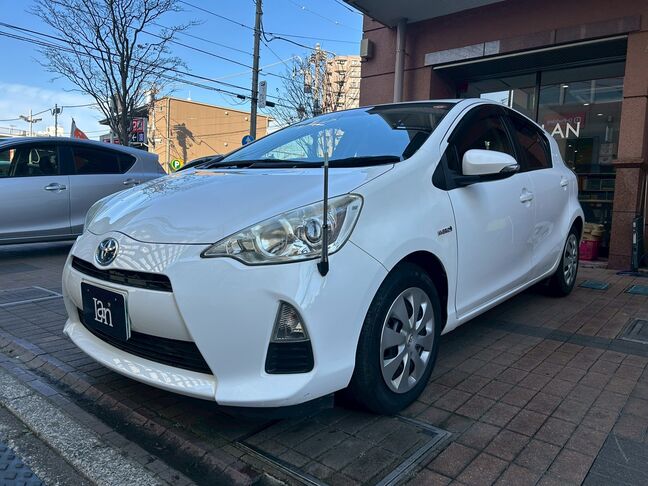 人気色の白色で大変綺麗な状態です！【アクア】